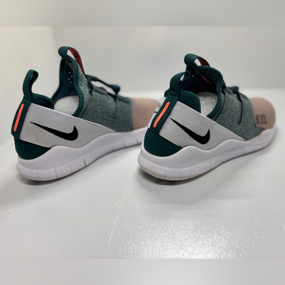 Nike Free RN CMTR 18 Varsity in the Rainforest/Black men’s size 9 - Picture 5 of 10